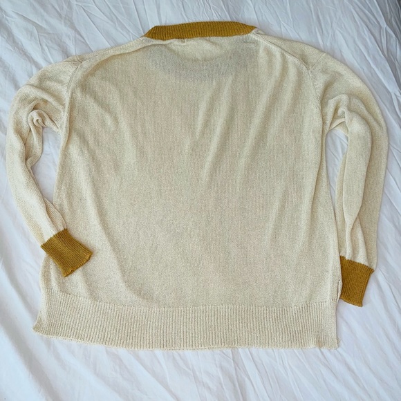 Ellison cream colored mustard/Tan knit! Size large - Picture 5 of 9